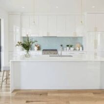 high gloss 2PAC Kitchen Cabinet Finish