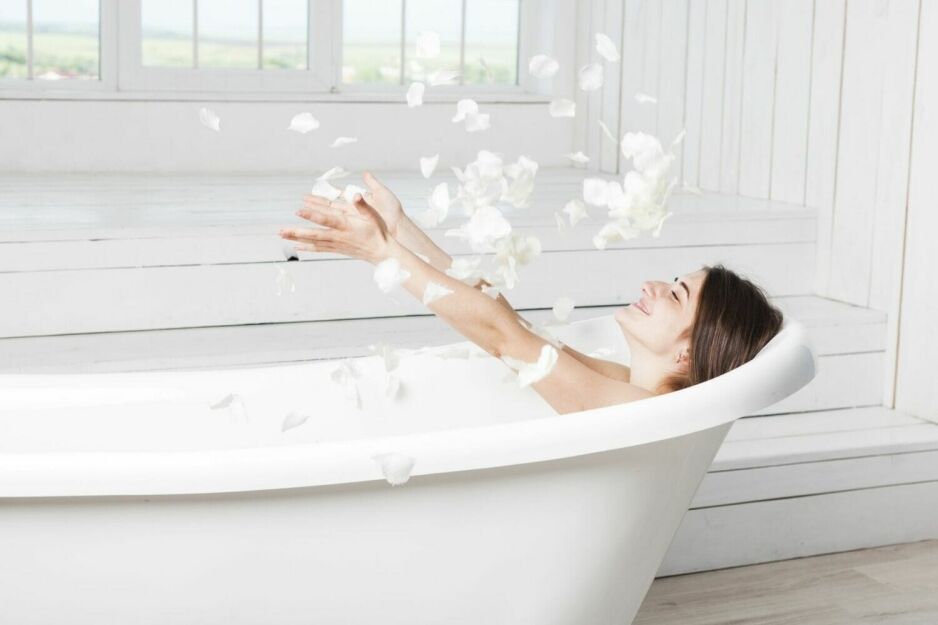 bathroom-bath