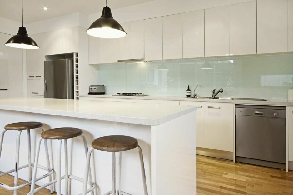 white kitchen cabinets