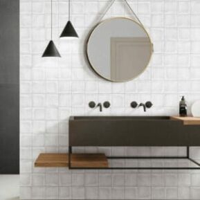 Luxe Daylight gloss wall tile 76X152mm - installation