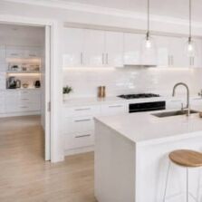 Modern butlers pantry design in a Perth home with gloss white cabinets