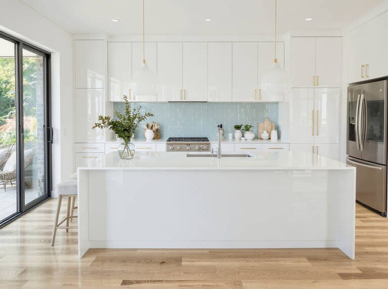 high gloss 2PAC Kitchen Cabinet Finish